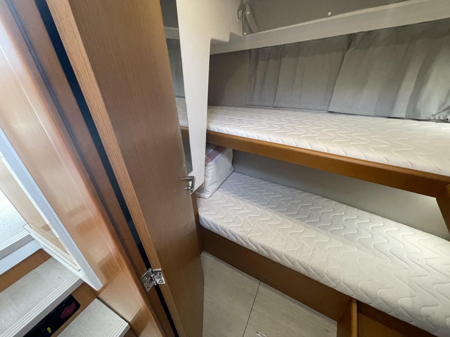 2018 Beneteau Swift Trawler 35- Flybridge — photo 59