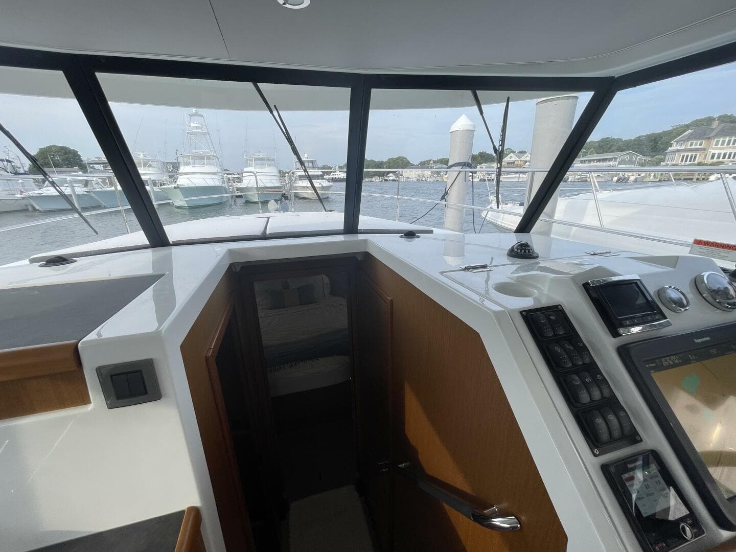2018 Beneteau Swift Trawler 35- Flybridge — photo 56