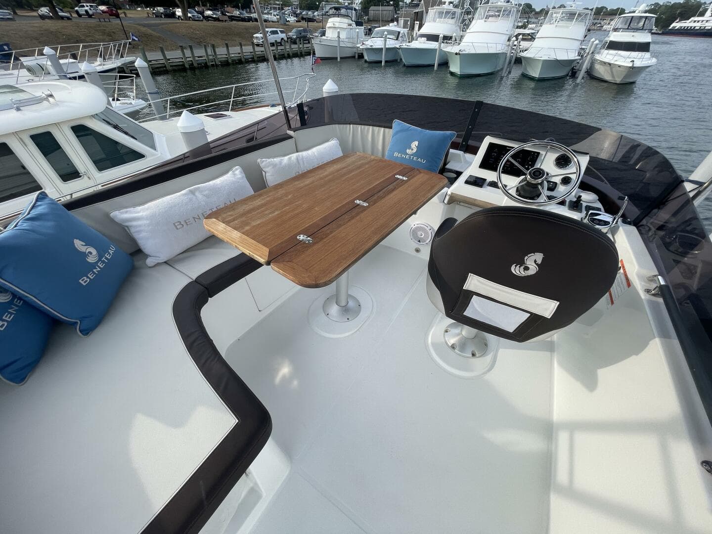2018 Beneteau Swift Trawler 35- Flybridge — photo 90
