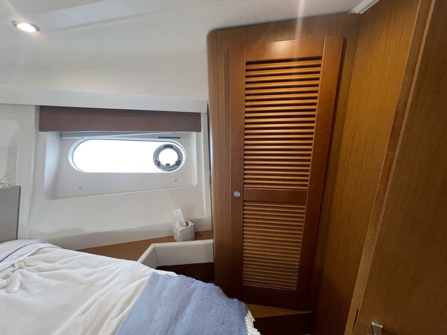 2018 Beneteau Swift Trawler 35- Flybridge — photo 65