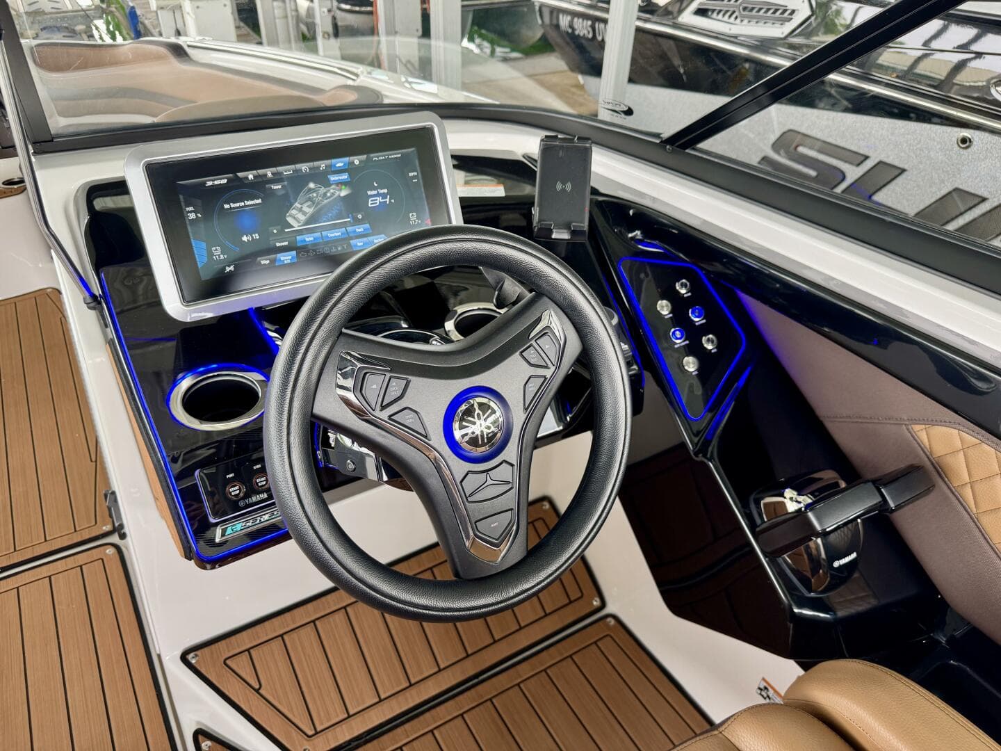 2024 Yamaha Boats 252 SD — photo 56