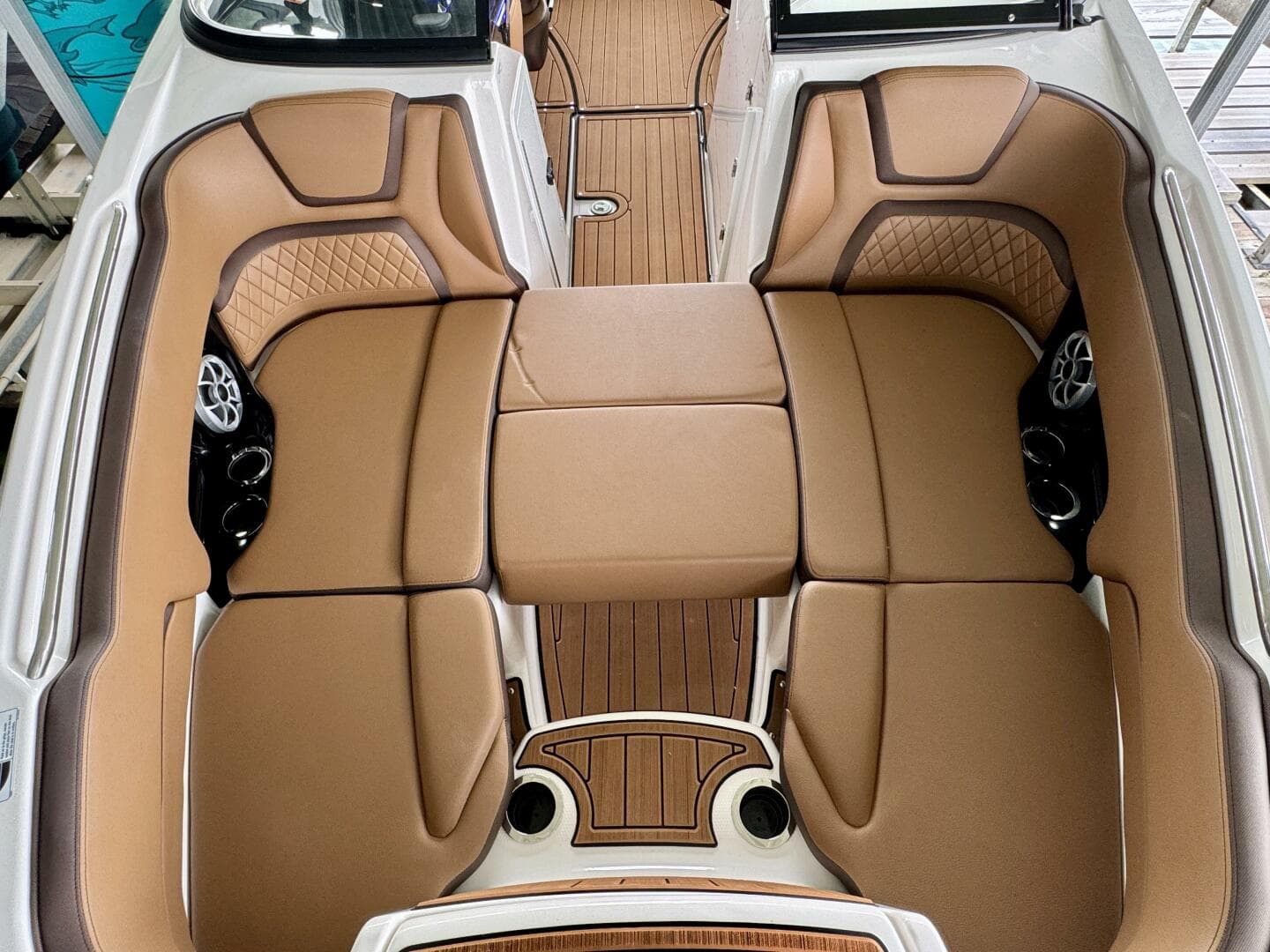 2024 Yamaha Boats 252 SD — photo 75