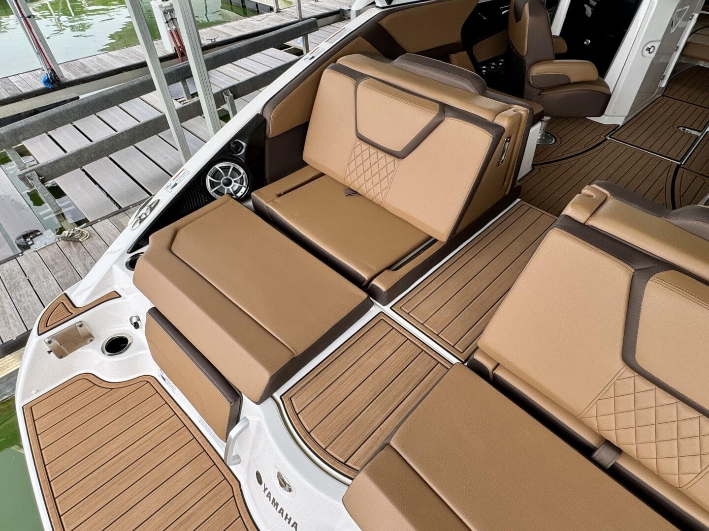 2024 Yamaha Boats 252 SD — photo 27