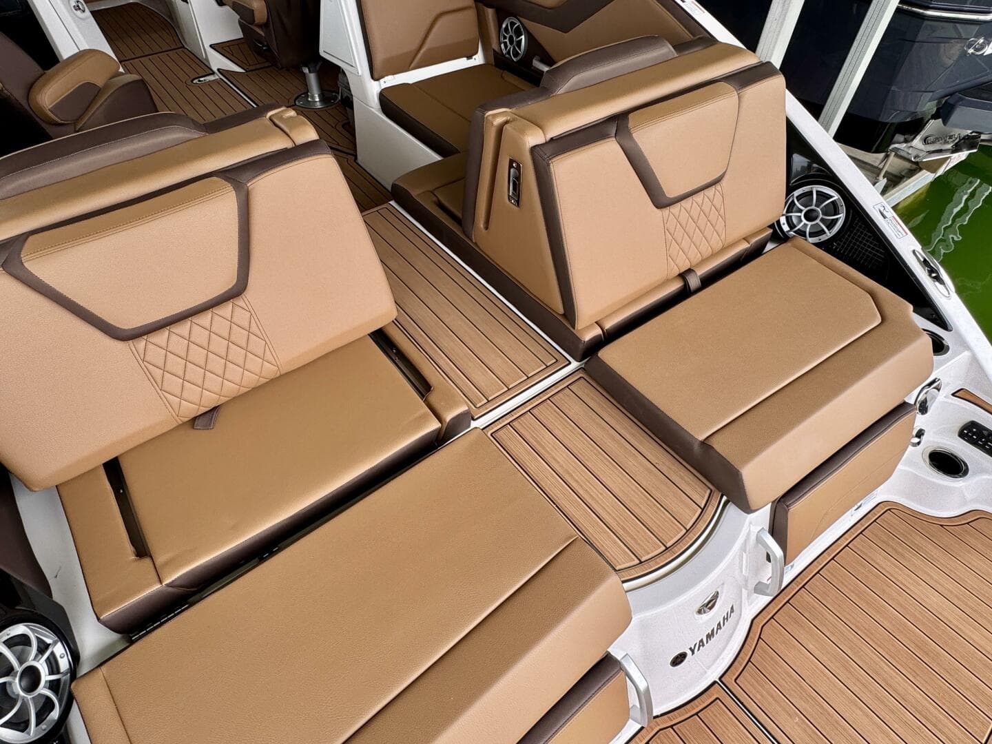 2024 Yamaha Boats 252 SD — photo 28