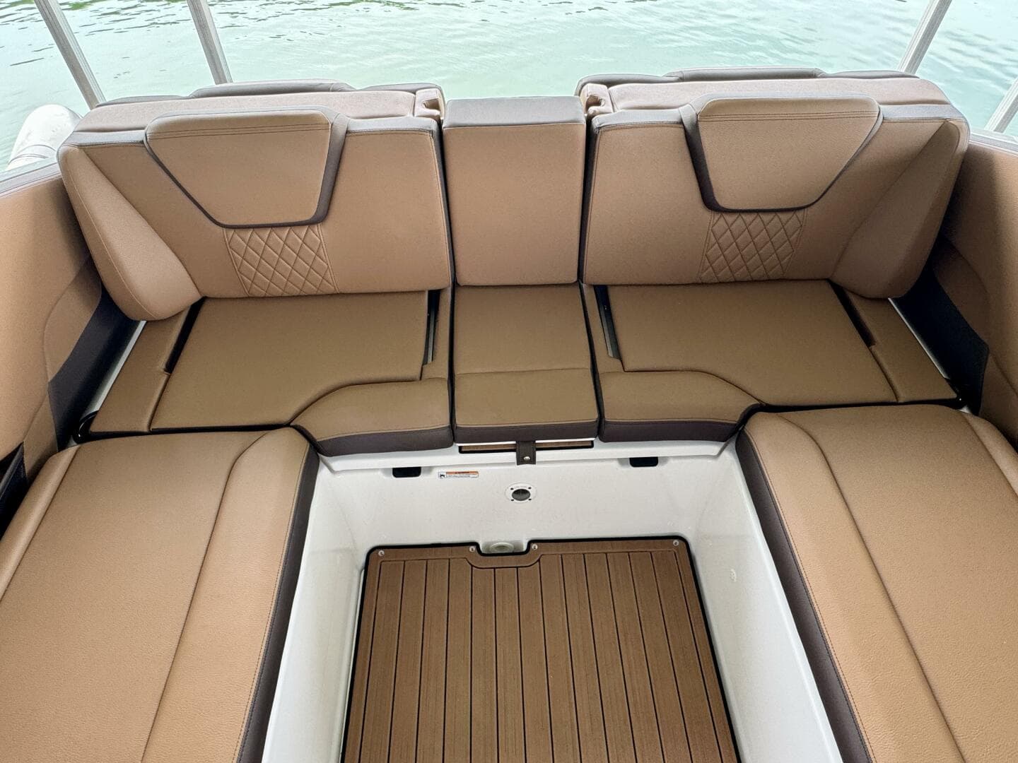 2024 Yamaha Boats 252 SD — photo 96