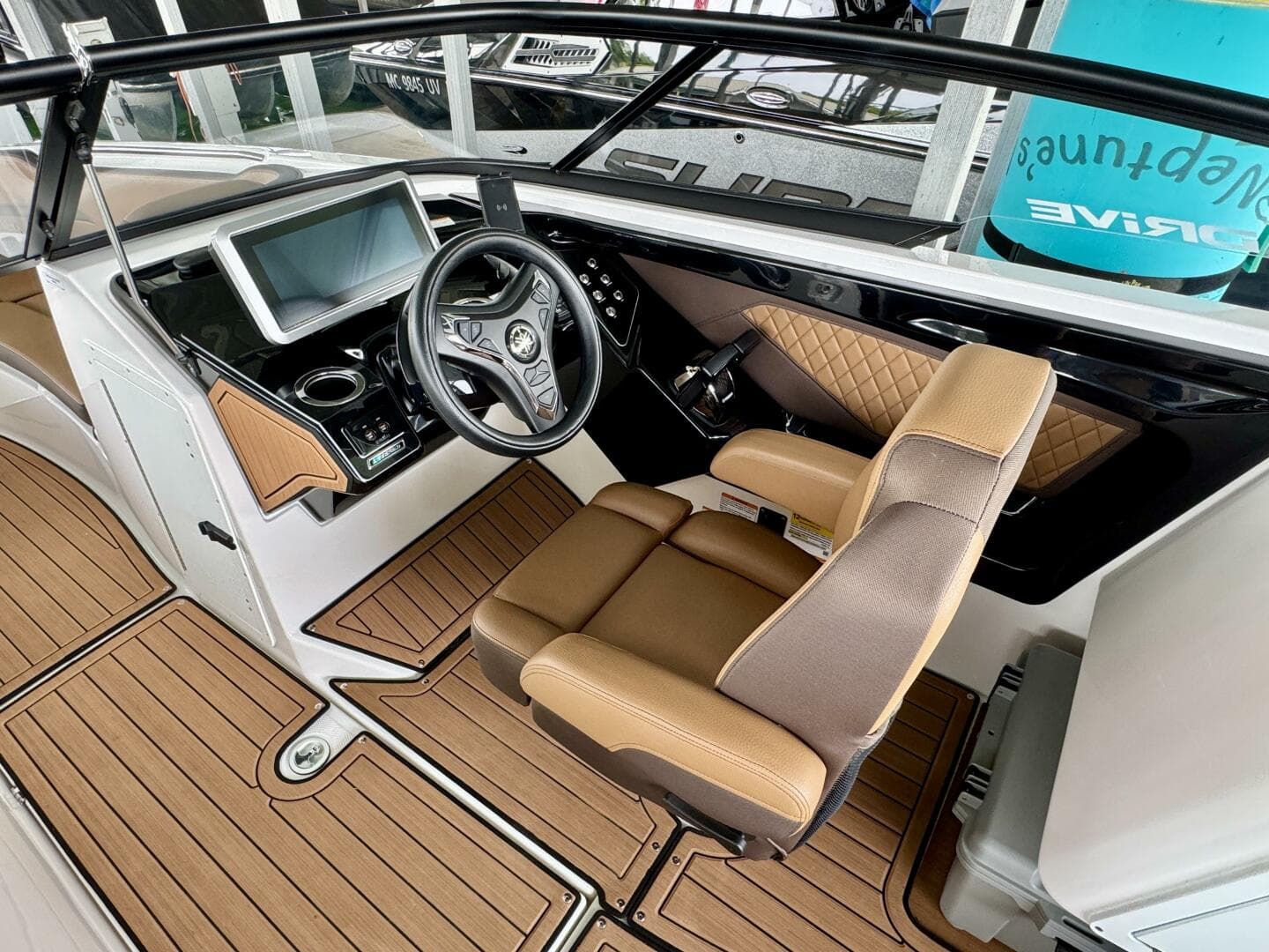 2024 Yamaha Boats 252 SD — photo 40