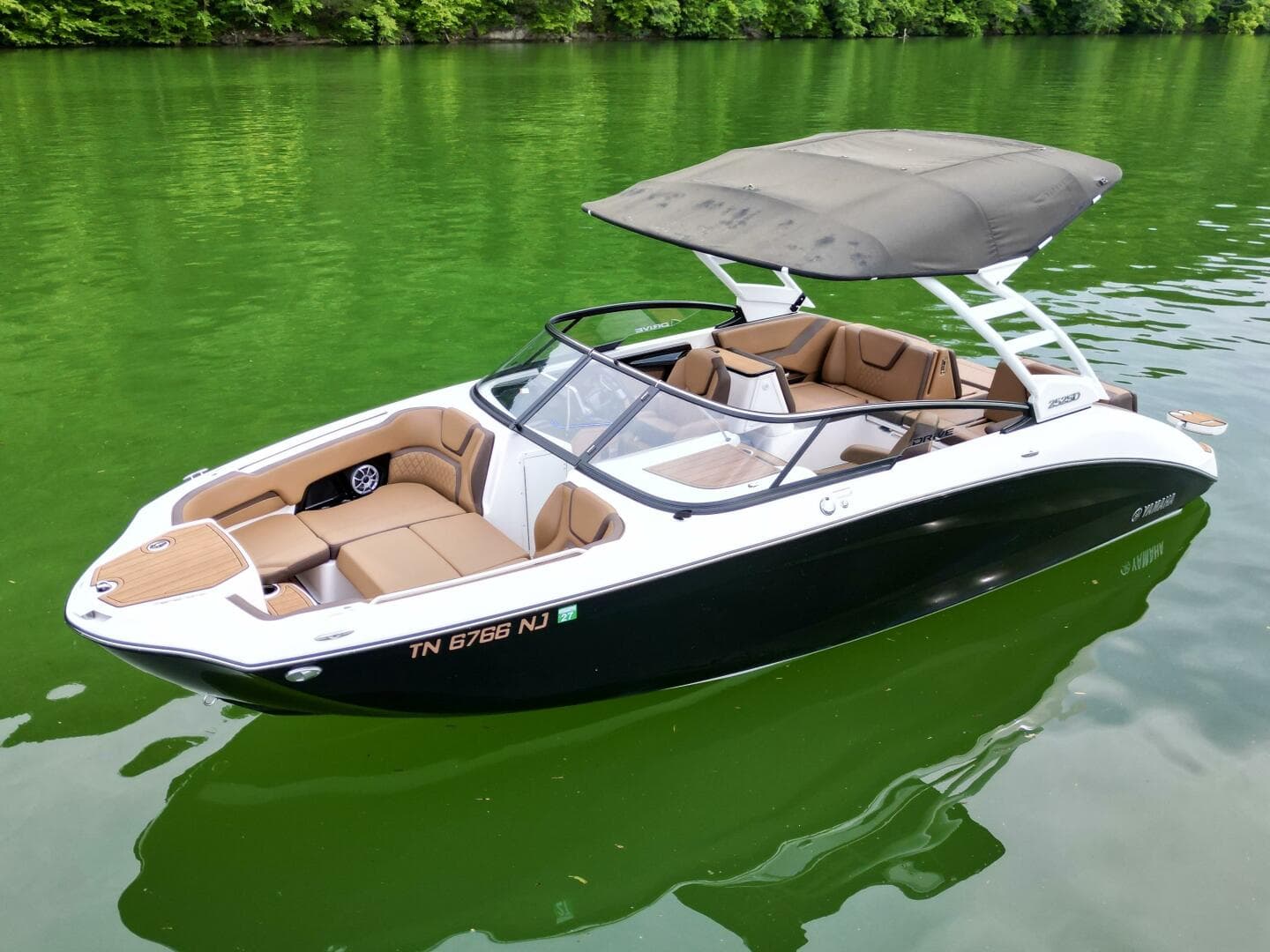 2024 Yamaha Boats 252 SD — photo 12