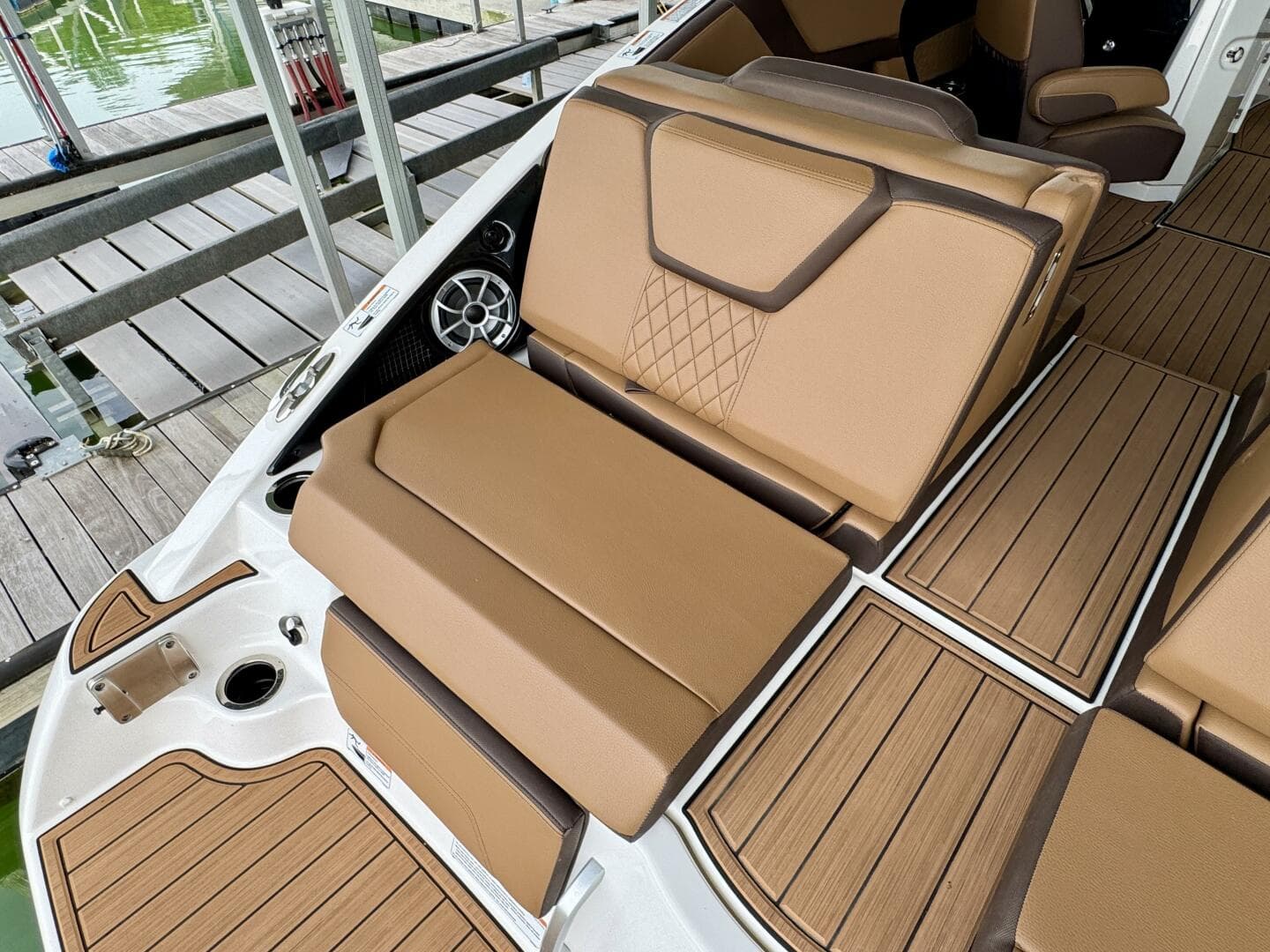 2024 Yamaha Boats 252 SD — photo 24