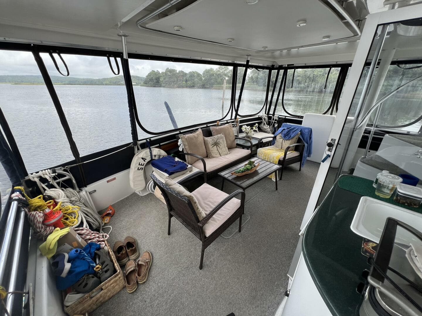 1997 Mainship 47 — photo 8