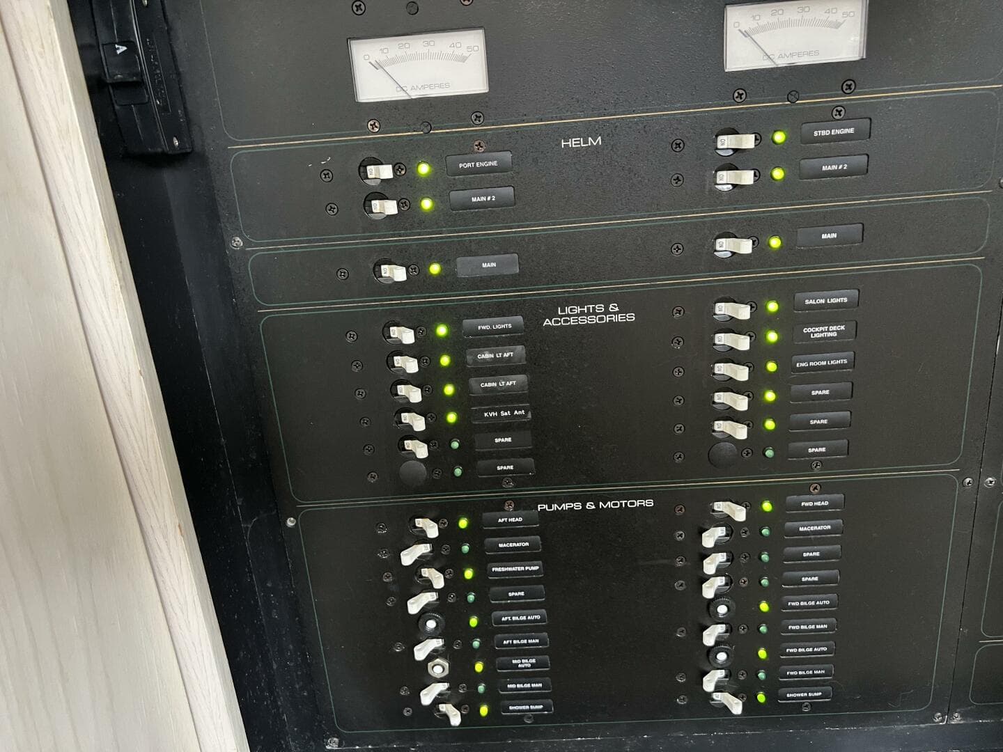 1997 Mainship 47 — photo 35