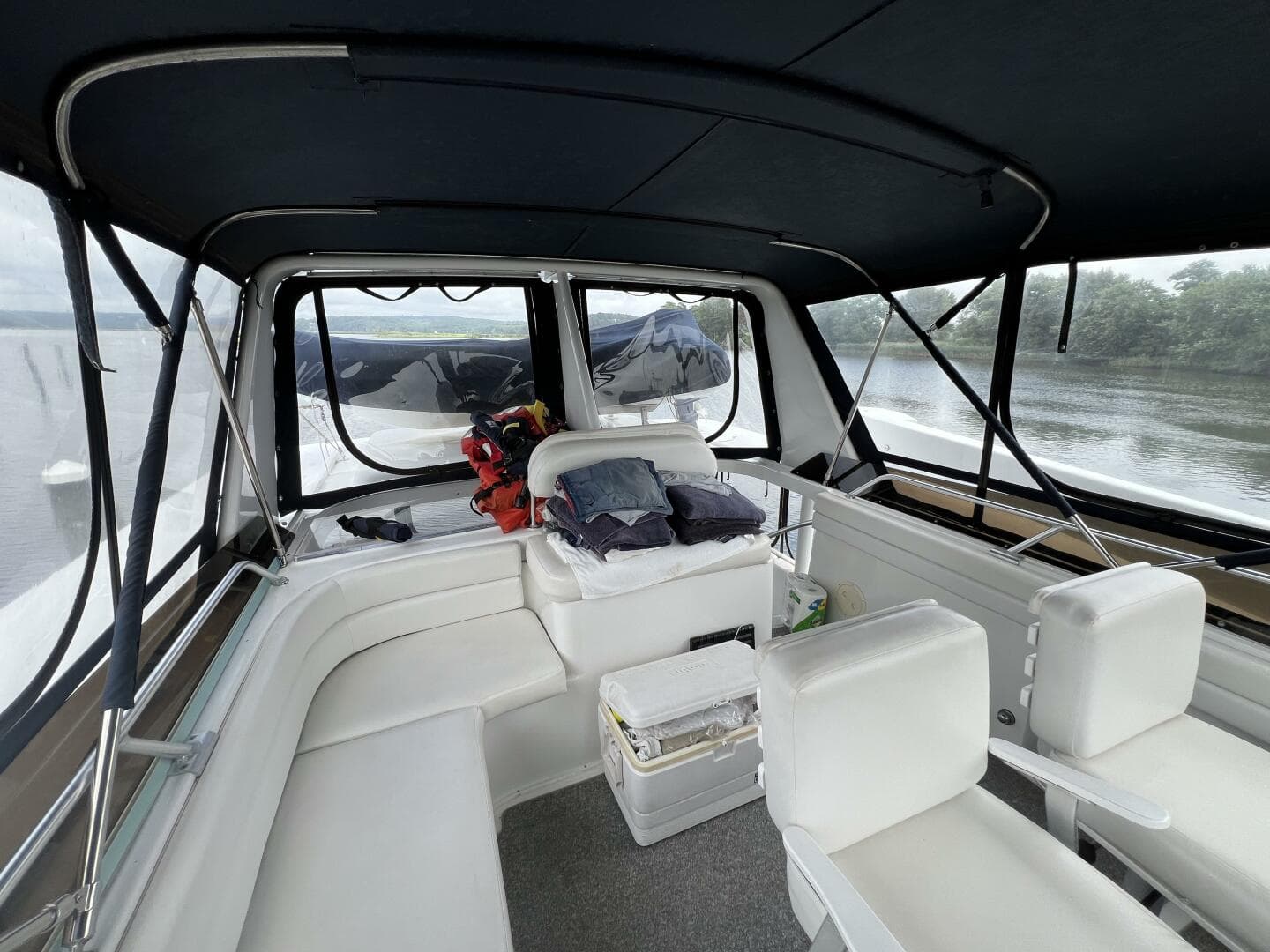 1997 Mainship 47 — photo 45