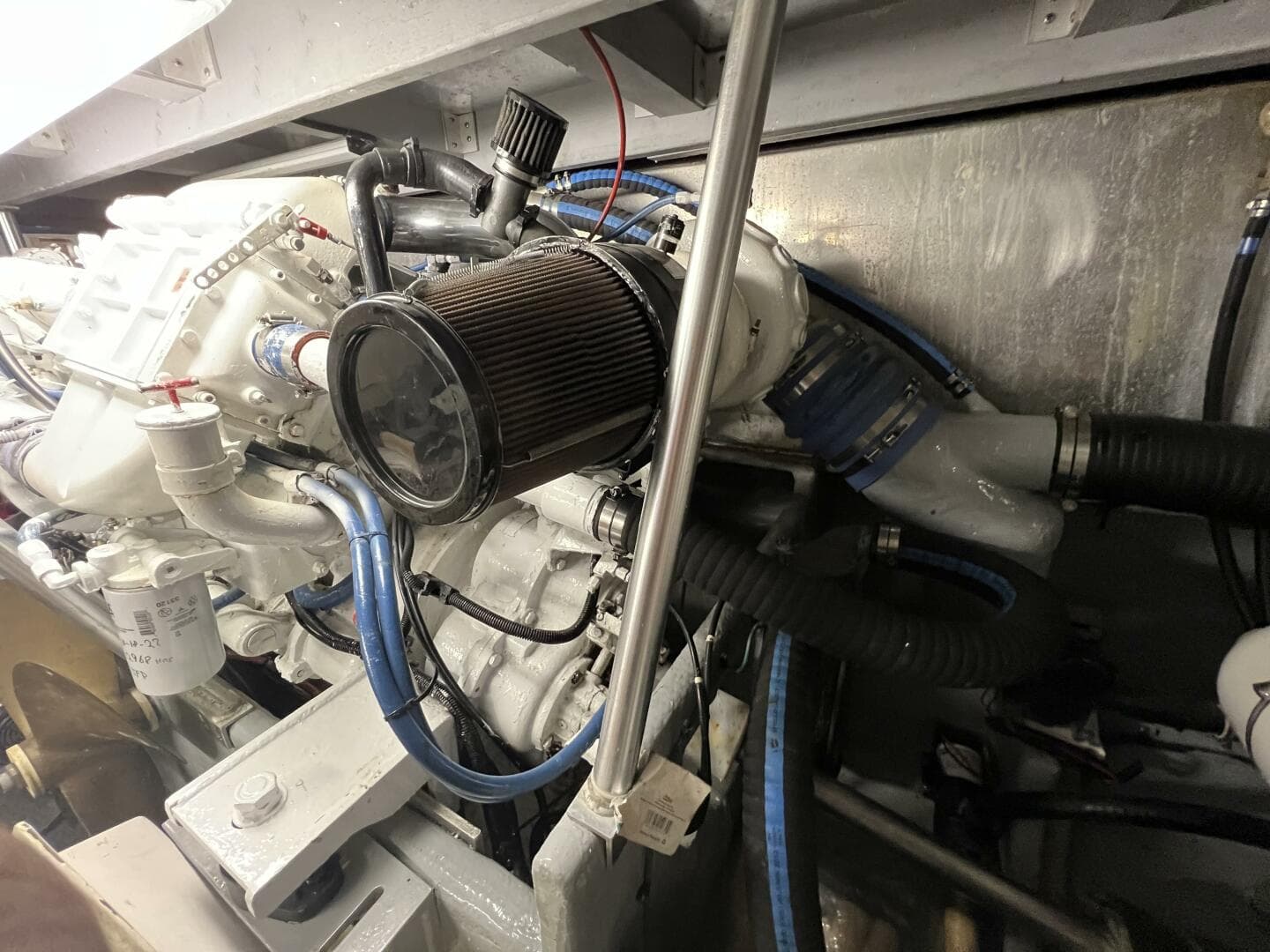 1997 Mainship 47 — photo 27