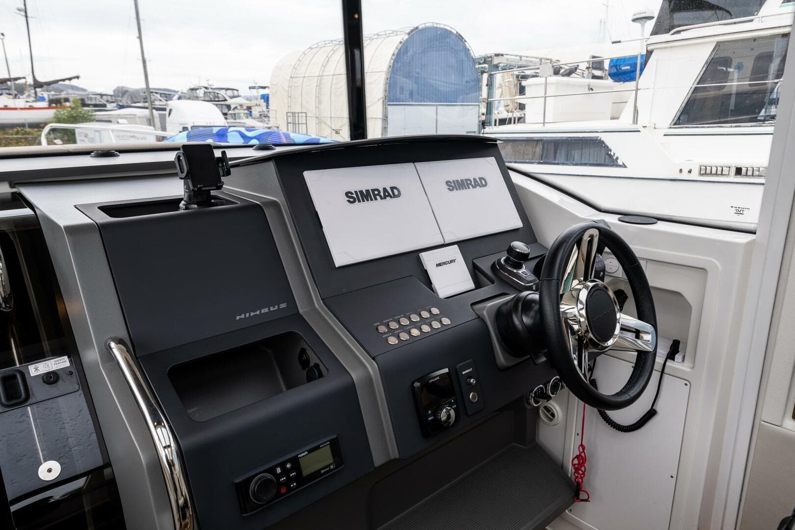 2021 Nimbus C11 — photo 13