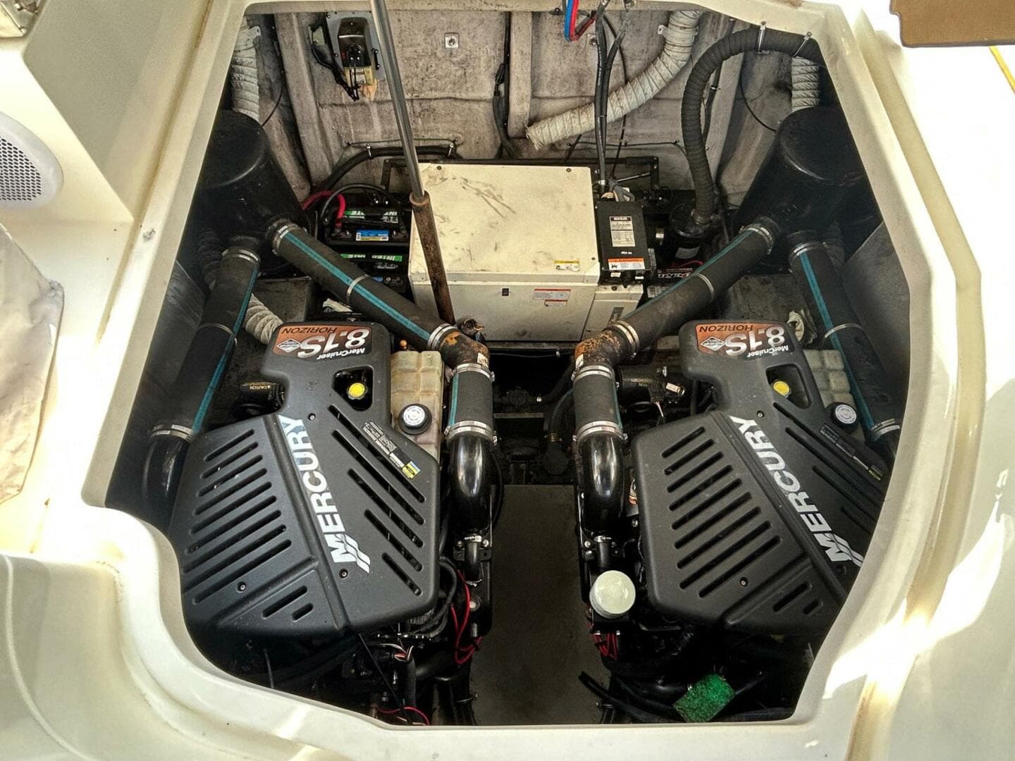 2001 Wellcraft 3700 Martinique — photo 30