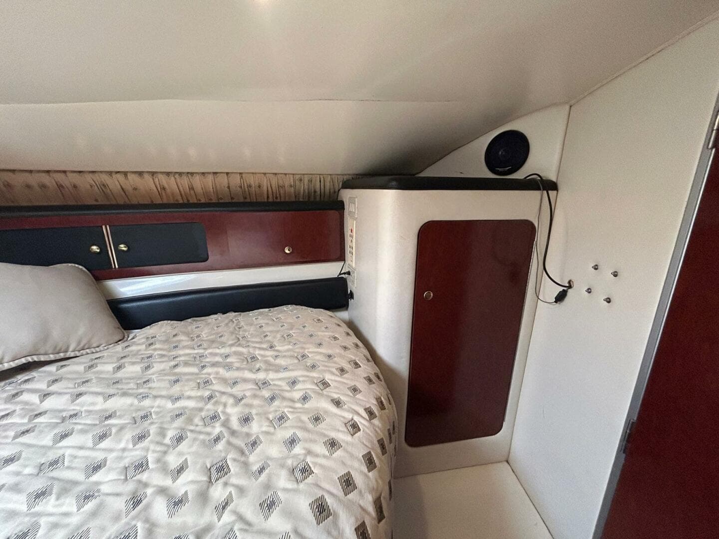 2001 Wellcraft 3700 Martinique — photo 26