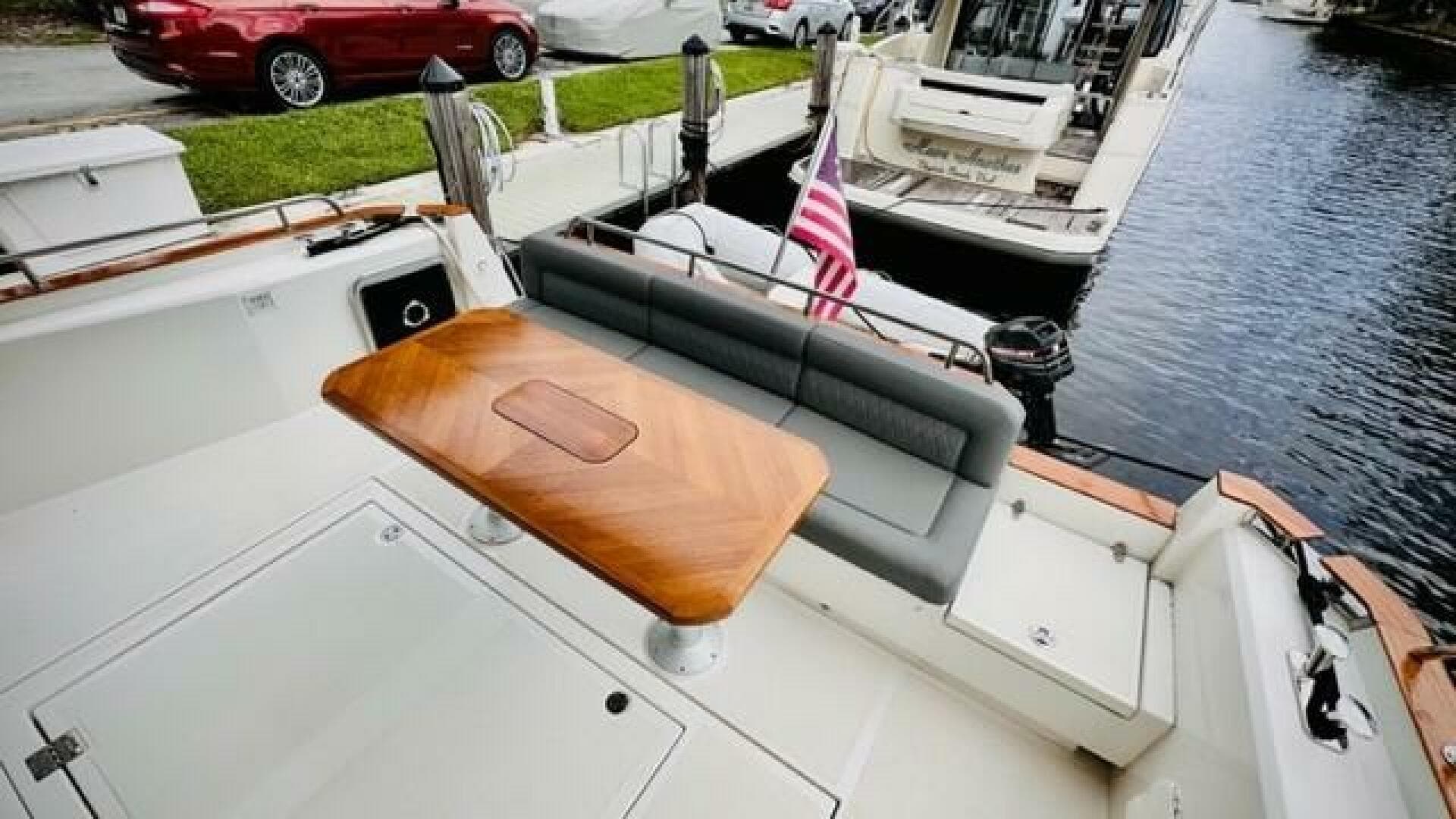 2022 Greenline 48 Diesel Flybridge With Hardtop — photo 6