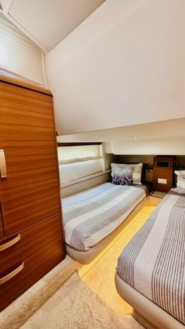 2022 Greenline 48 Diesel Flybridge With Hardtop — photo 15