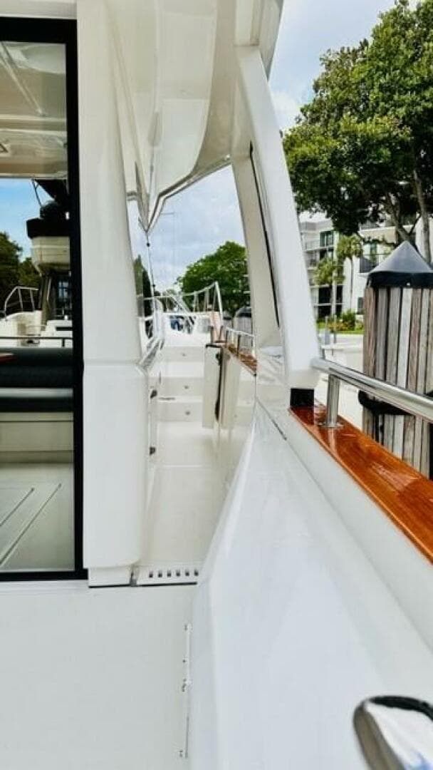 2022 Greenline 48 Diesel Flybridge With Hardtop — photo 32