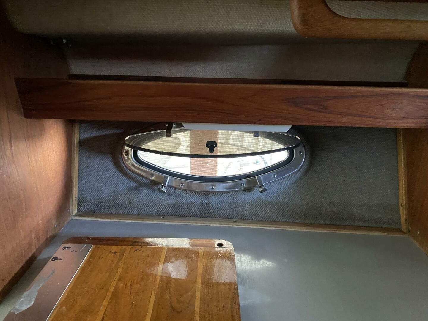 1985 Tiara Sport 2600 Continental — photo 35