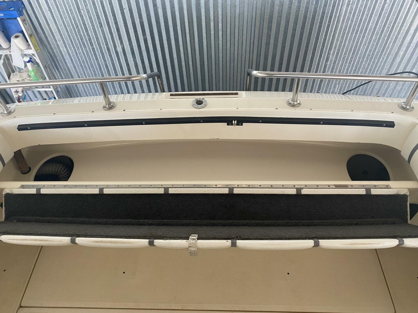 1985 Tiara Sport 2600 Continental — photo 16