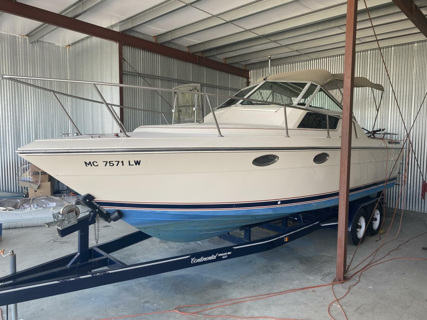 1985 Tiara Sport 2600 Continental — photo 3