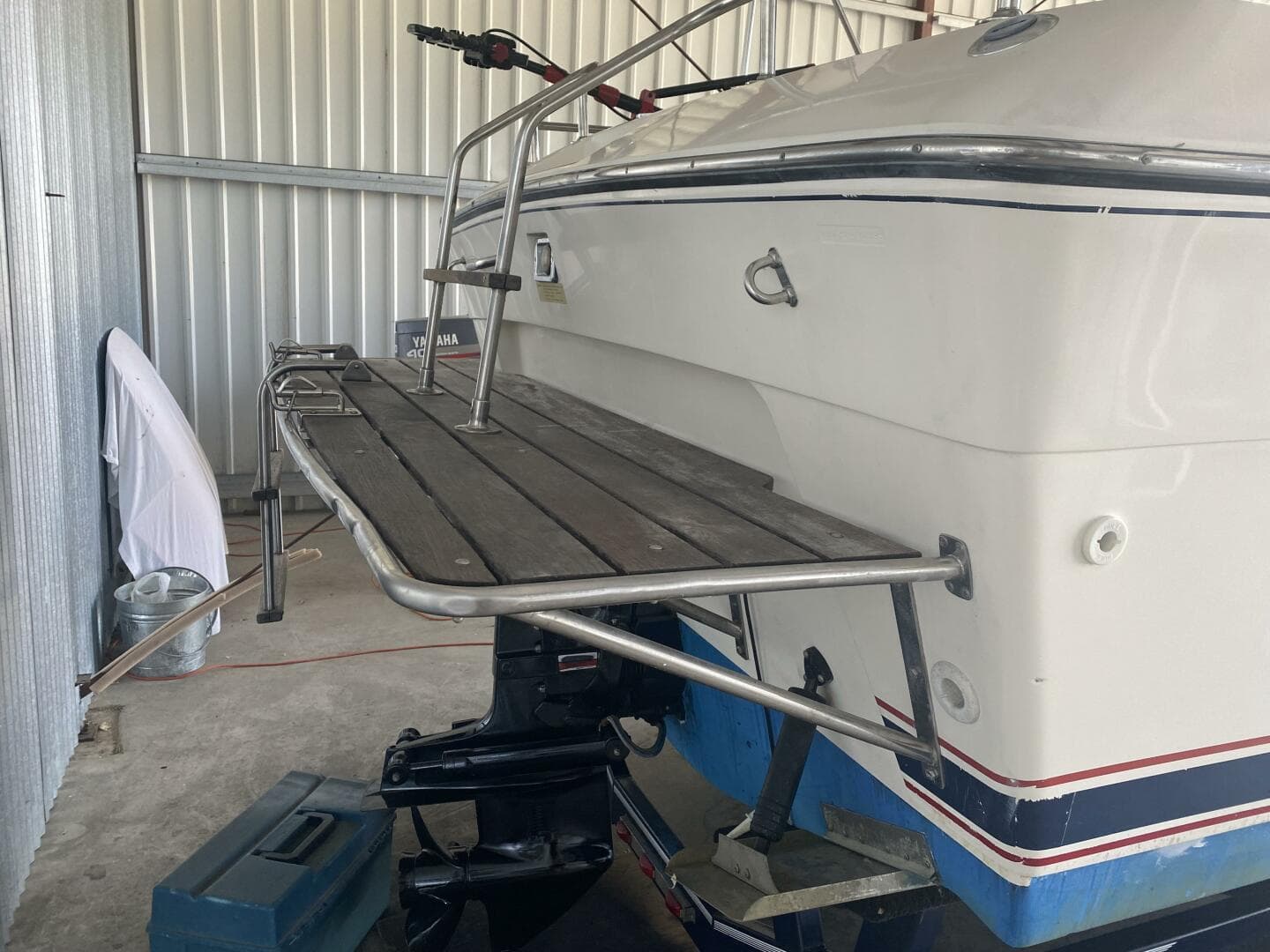 1985 Tiara Sport 2600 Continental — photo 8