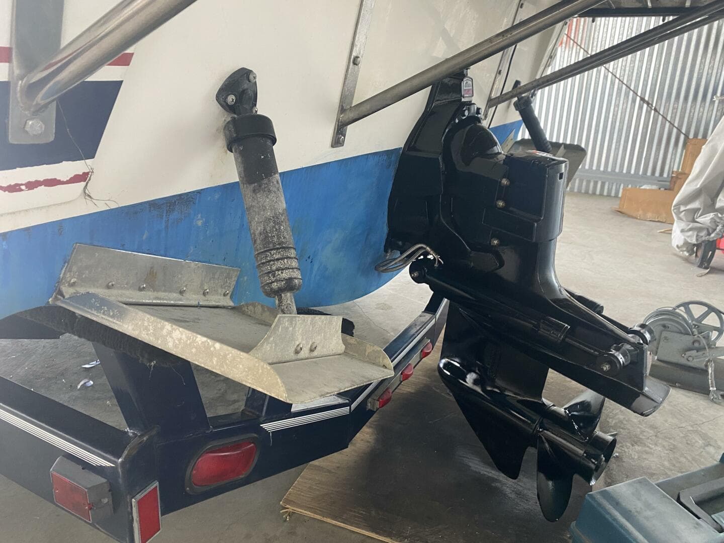 1985 Tiara Sport 2600 Continental — photo 10