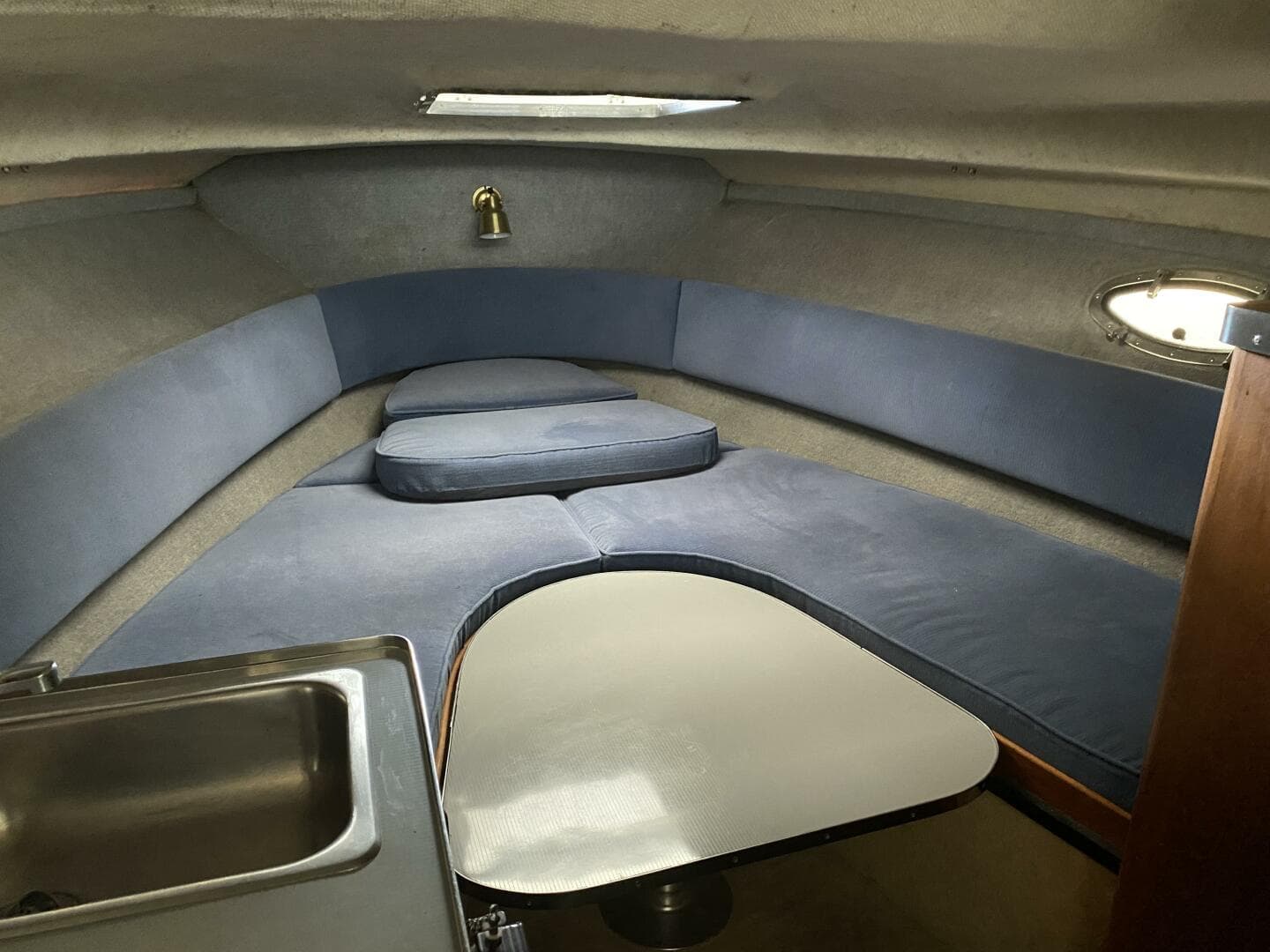 1985 Tiara Sport 2600 Continental — photo 31