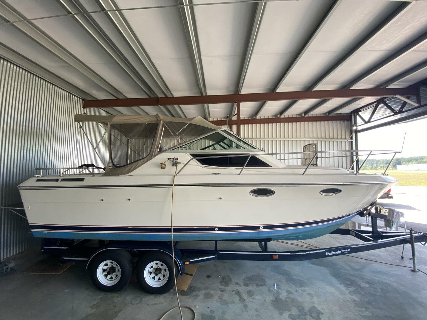 1985 Tiara Sport 2600 Continental — photo 4