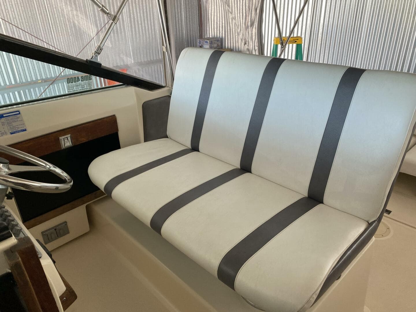 1985 Tiara Sport 2600 Continental — photo 20