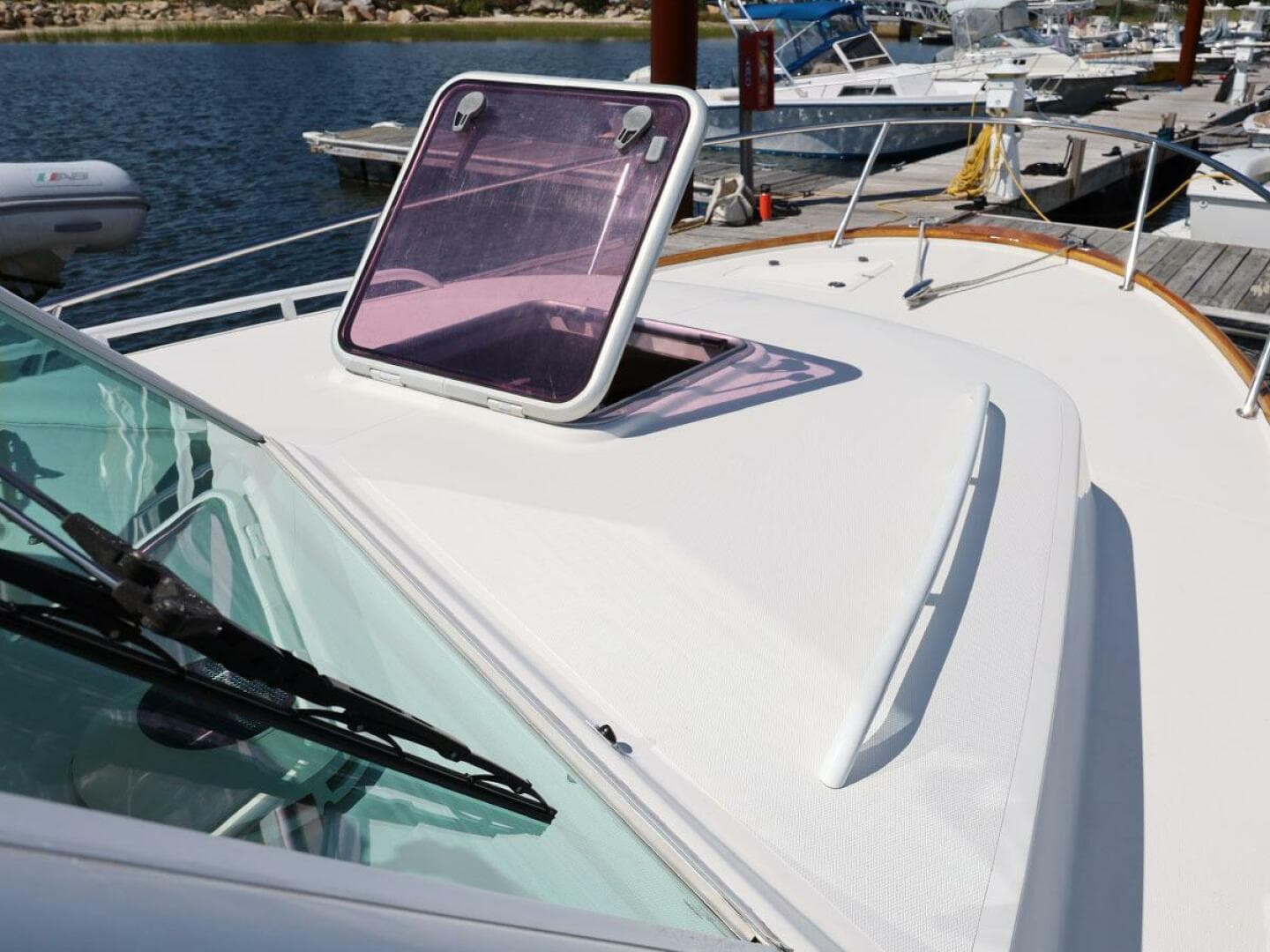 2007 Hunt Yachts Surfhunter 29 — photo 2