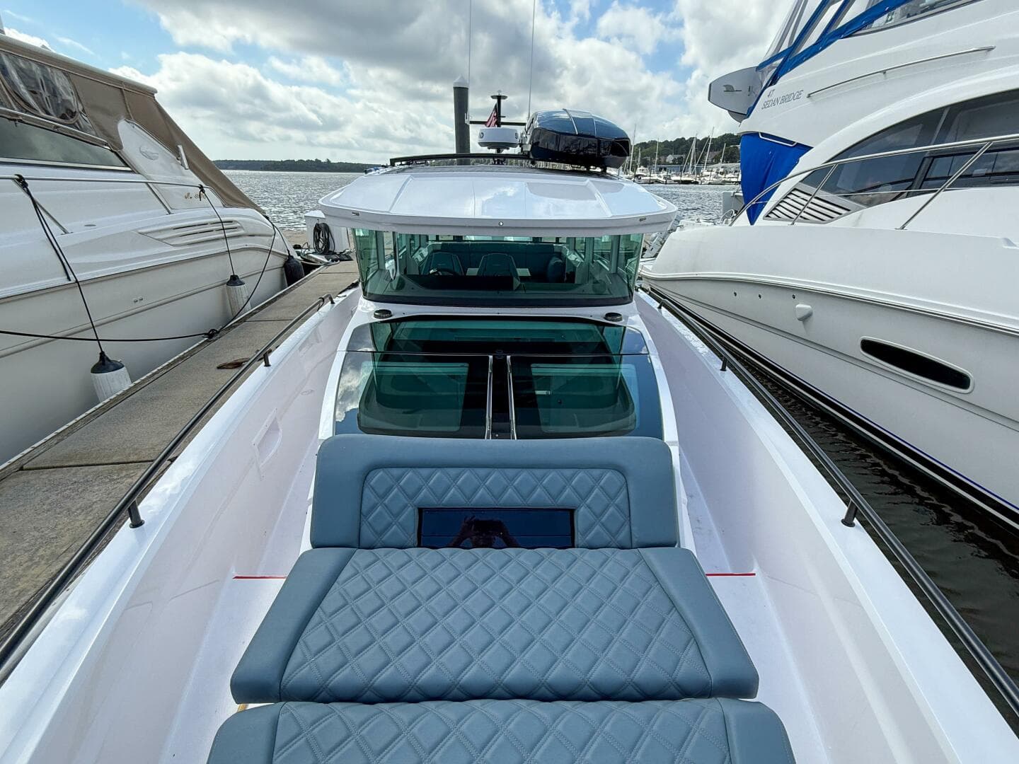 2023 Axopar 37 XC Aft Cabin — photo 28