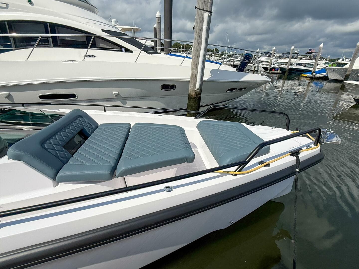 2023 Axopar 37 XC Aft Cabin — photo 26