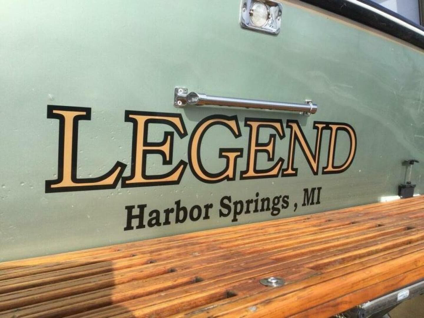 1982 Custom 28 CC — photo 17