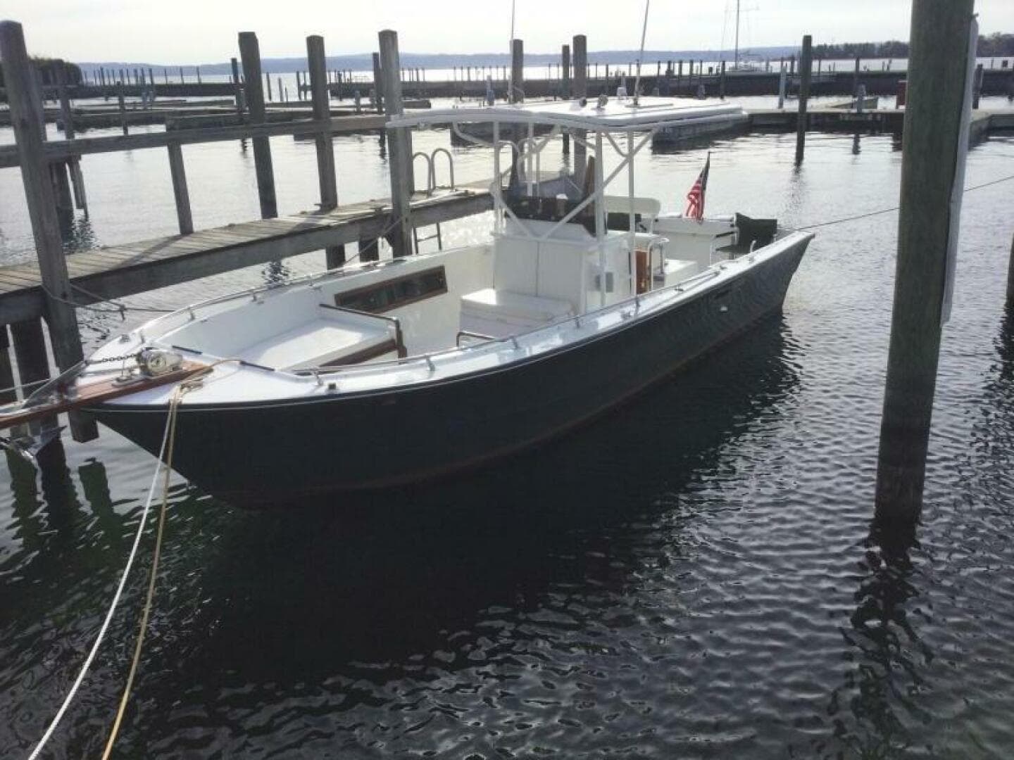 1982 Custom 28 CC — photo 3