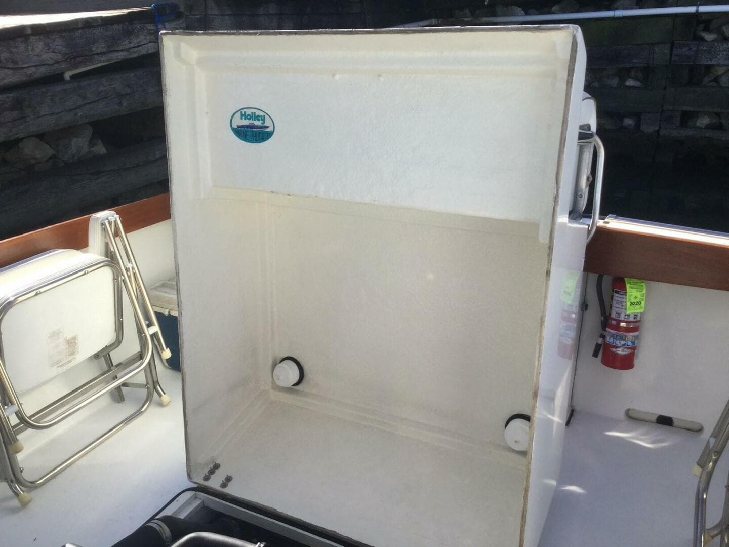 1982 Custom 28 CC — photo 39