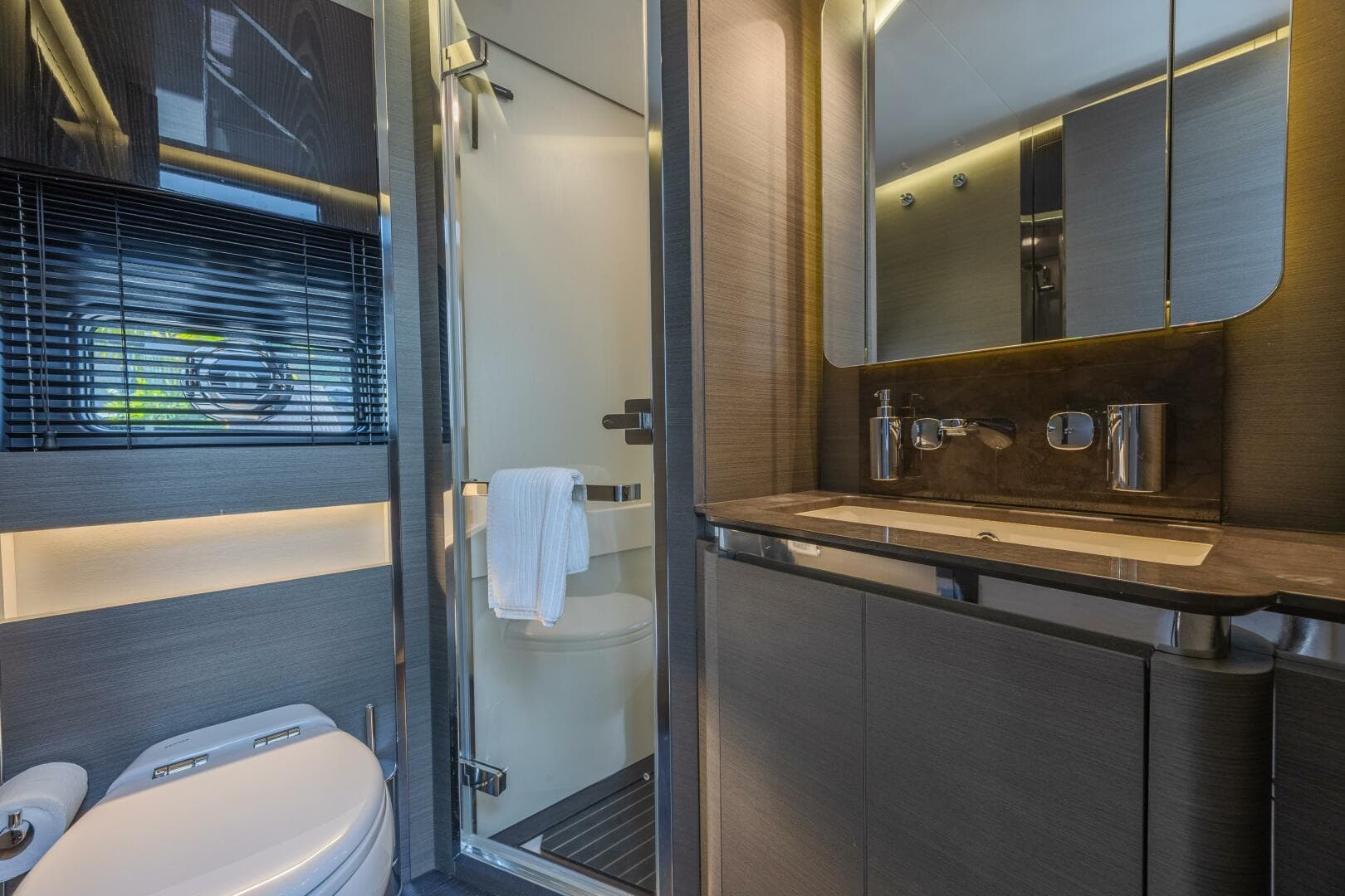 2023 Azimut S8 — photo 57