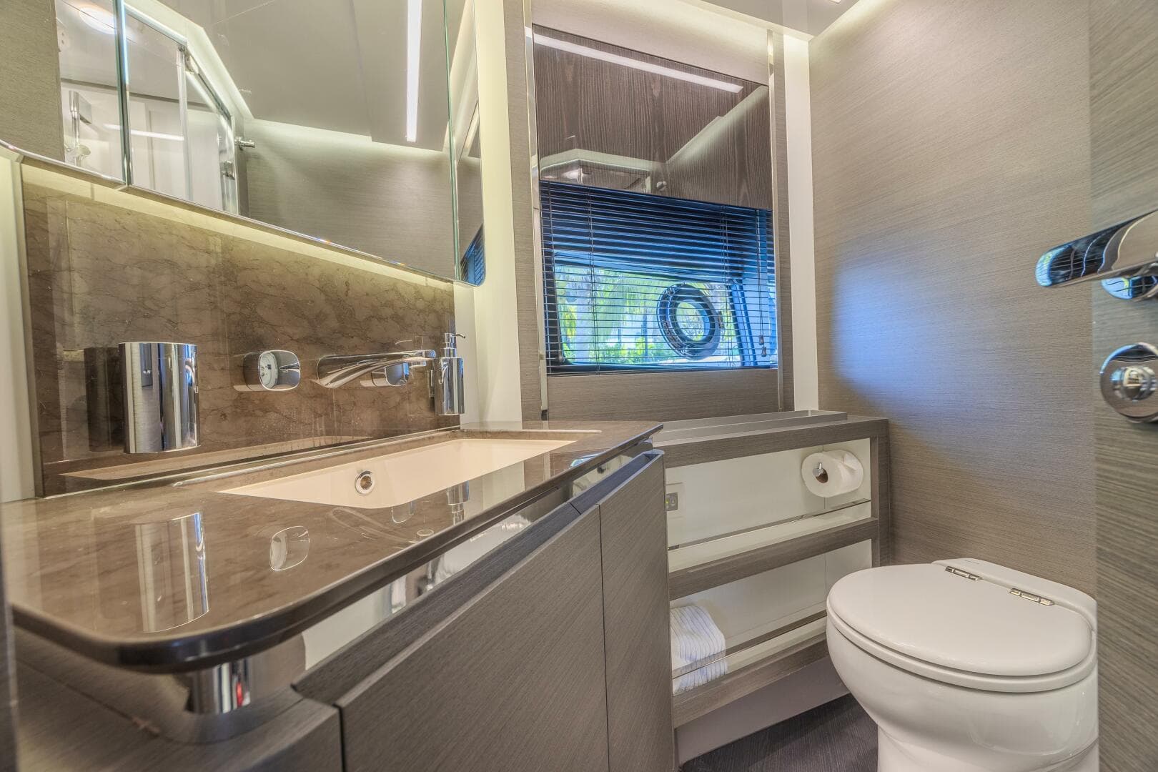 2023 Azimut S8 — photo 58