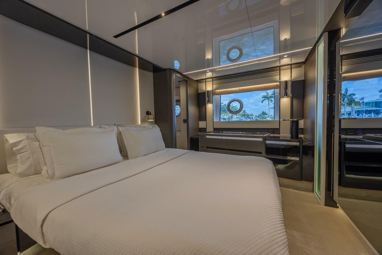 2023 Azimut S8 — photo 46