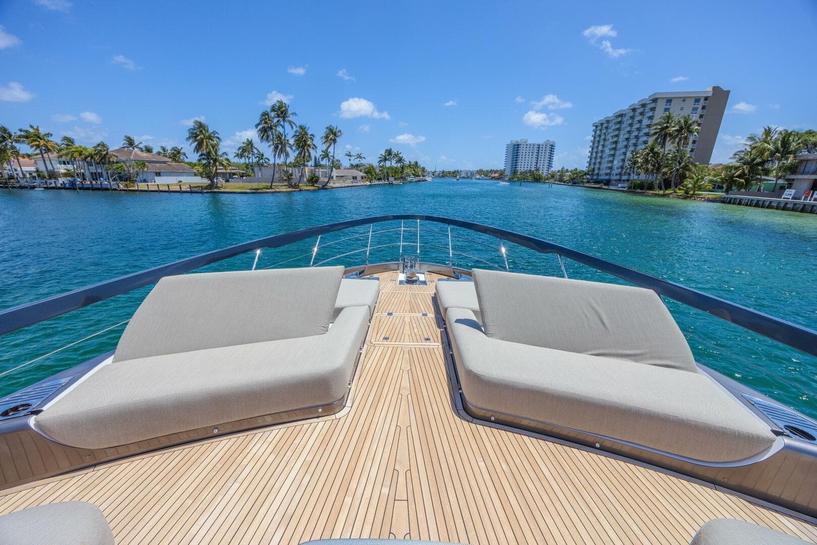 2023 Azimut S8 — photo 21