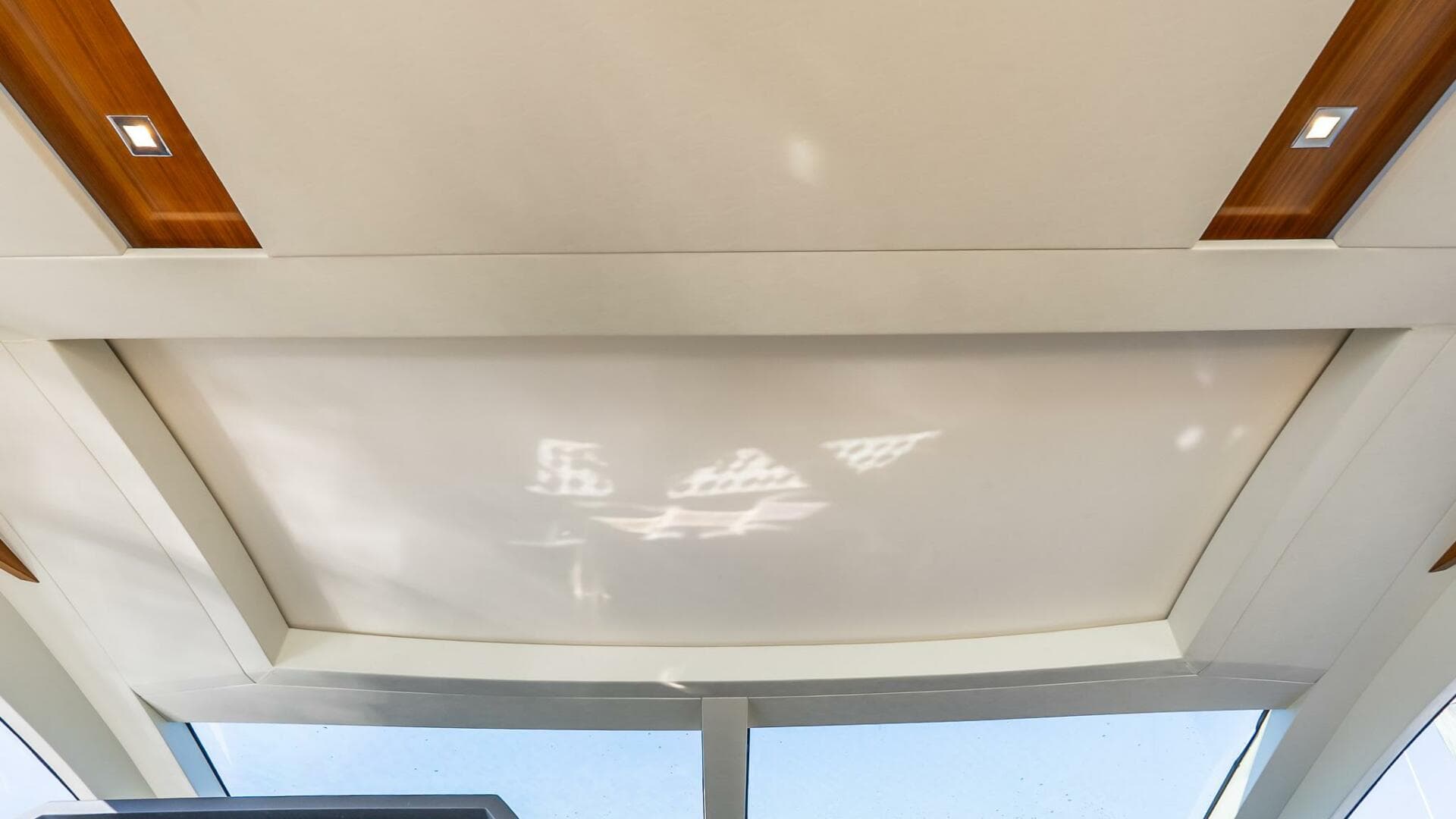 2011 Uniesse 55S — photo 18