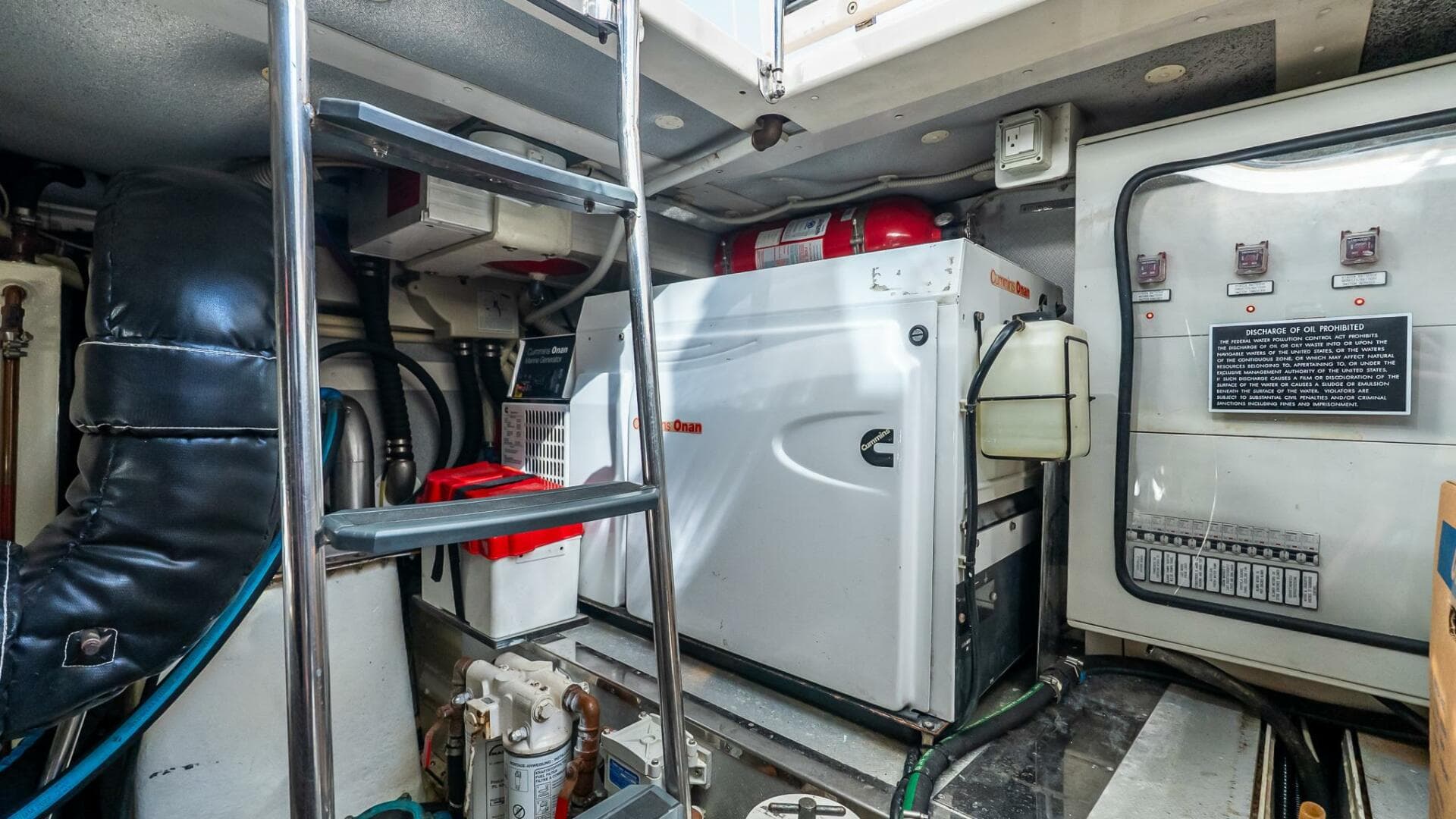 2011 Uniesse 55S — photo 39