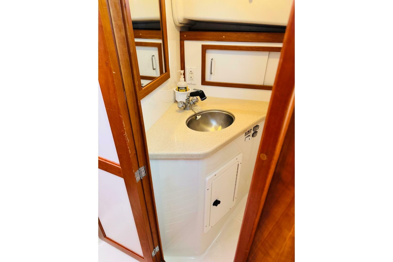 2007 Back Cove 29 — photo 10