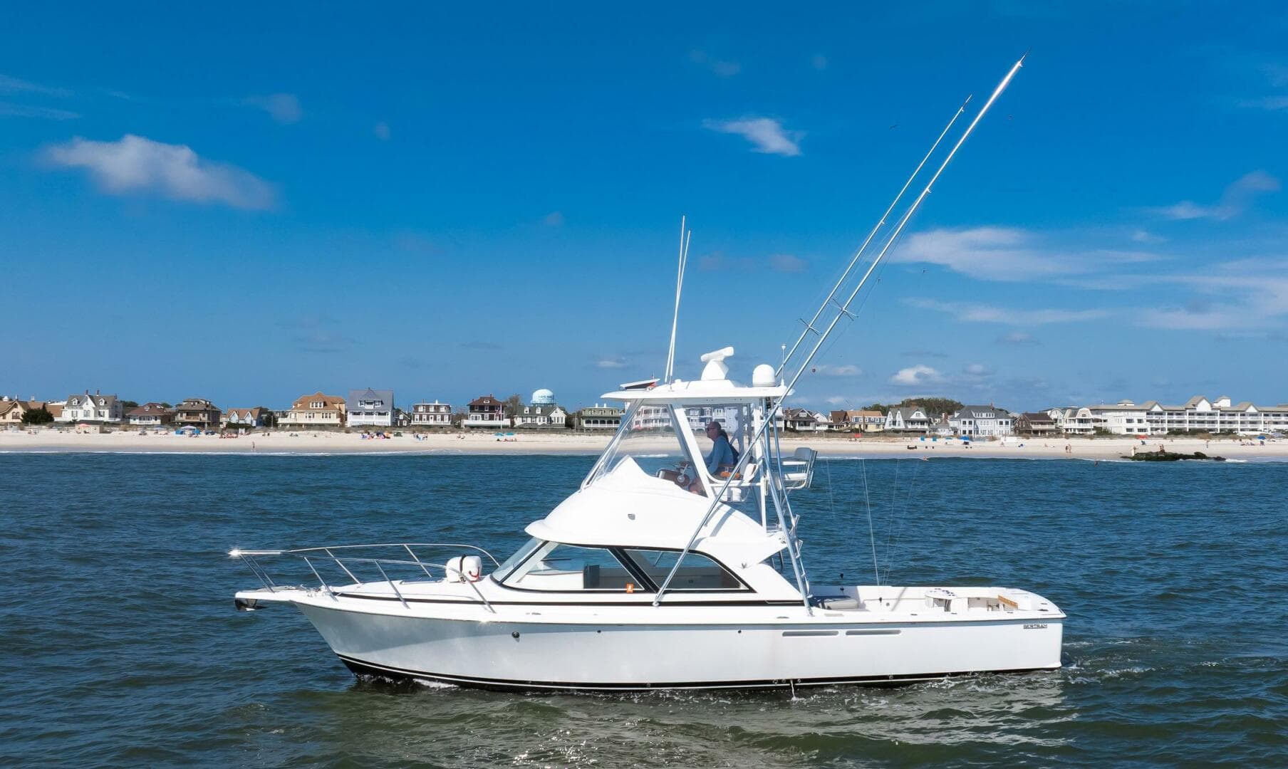 2018 Bertram 35 Flybridge Sportfish — photo 8