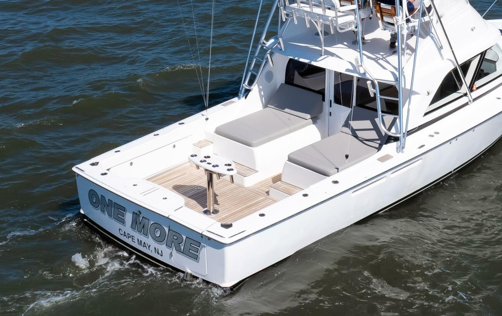2018 Bertram 35 Flybridge Sportfish — photo 30