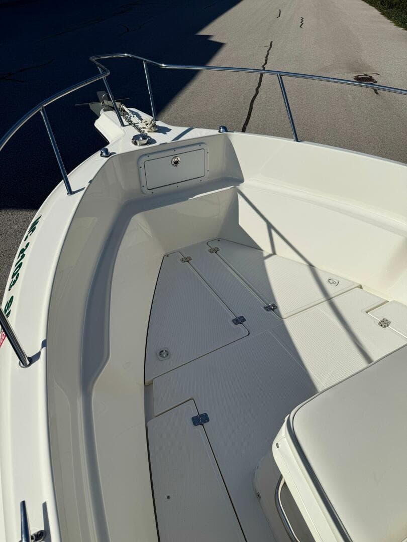 2003 Wellcraft 250 Fisherman — photo 13