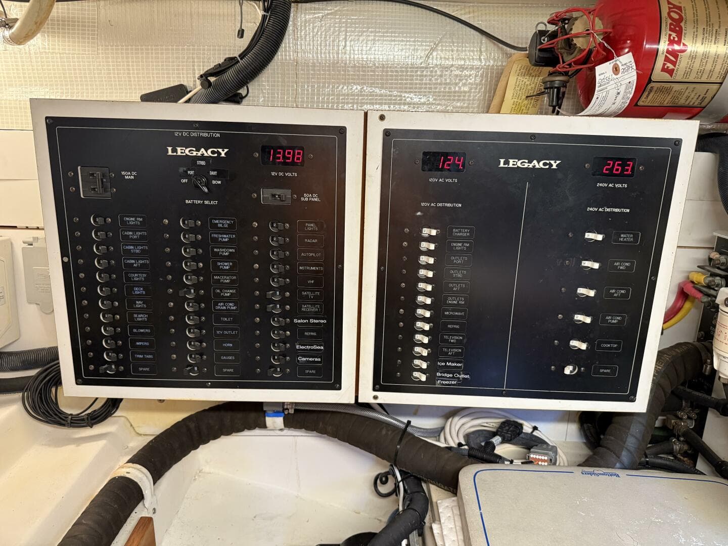 2008 Legacy Yachts 42 Flybridge — photo 41