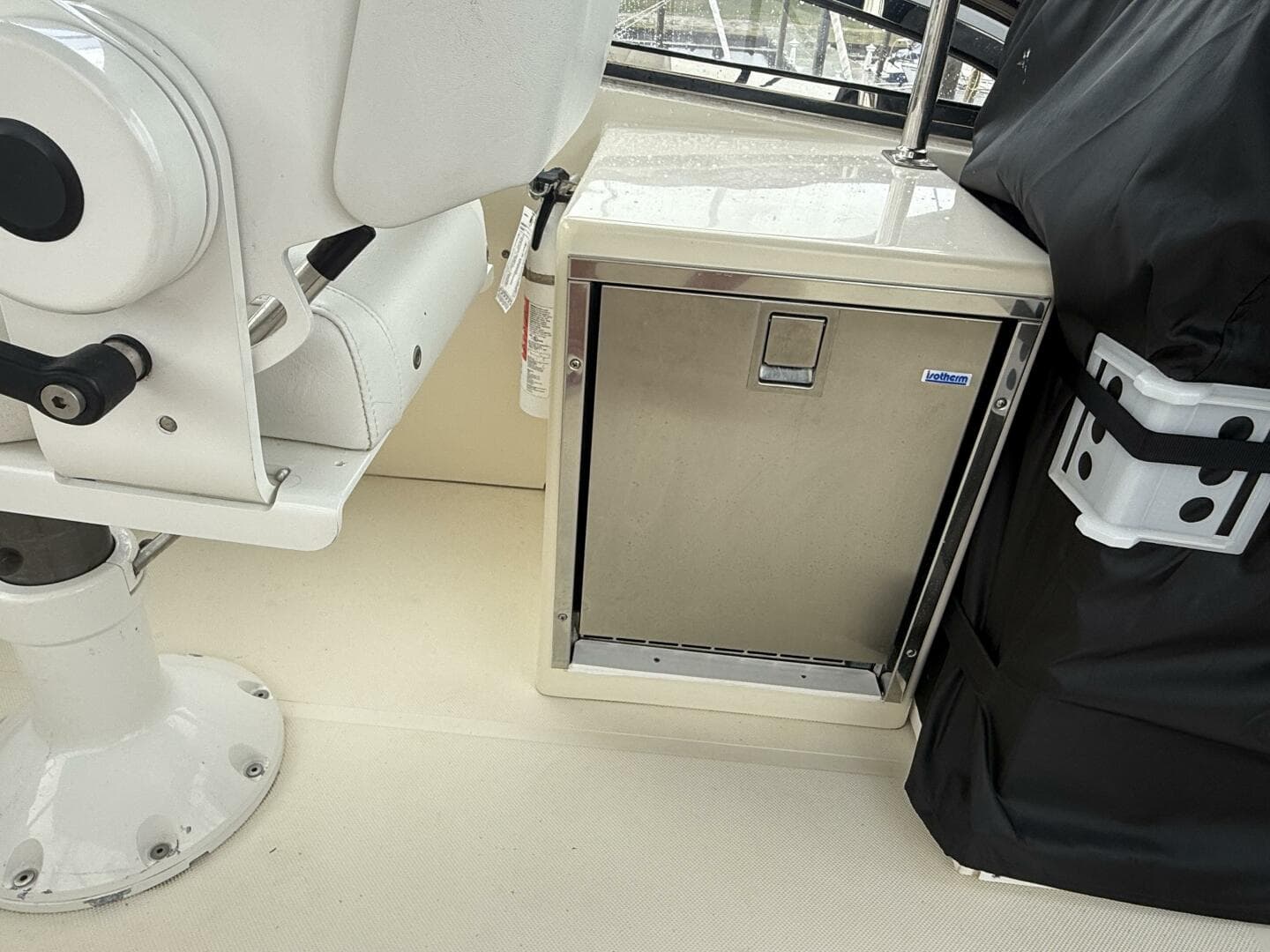 2008 Legacy Yachts 42 Flybridge — photo 19