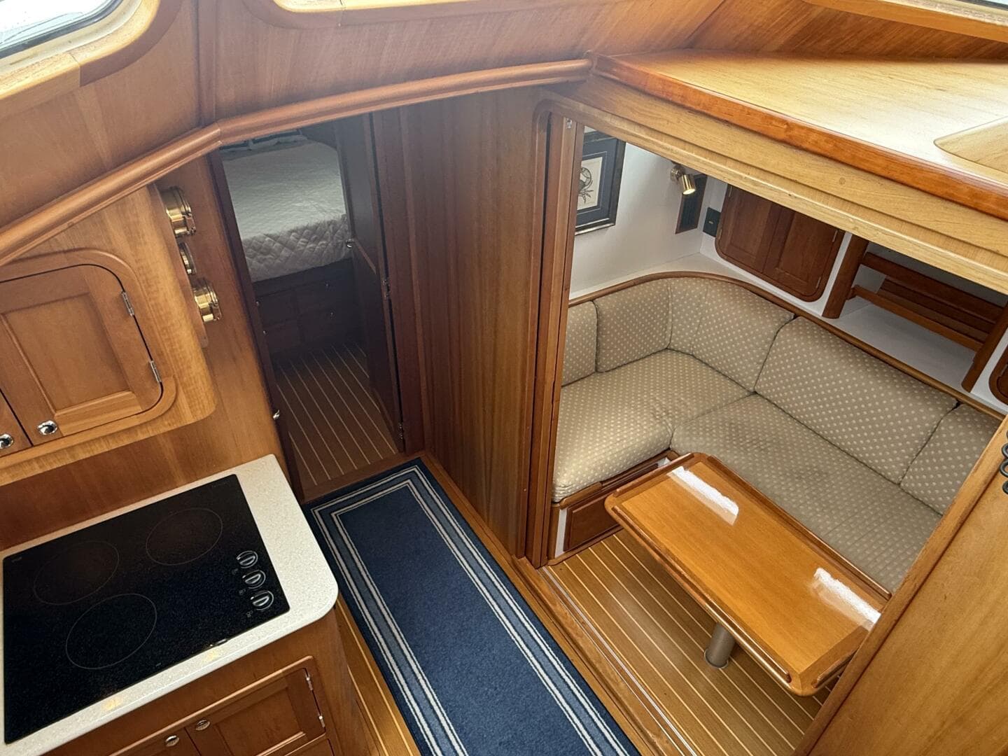 2008 Legacy Yachts 42 Flybridge — photo 31