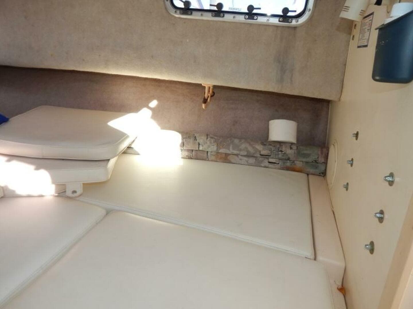 1997 Grady-White 208 Adventure — photo 16